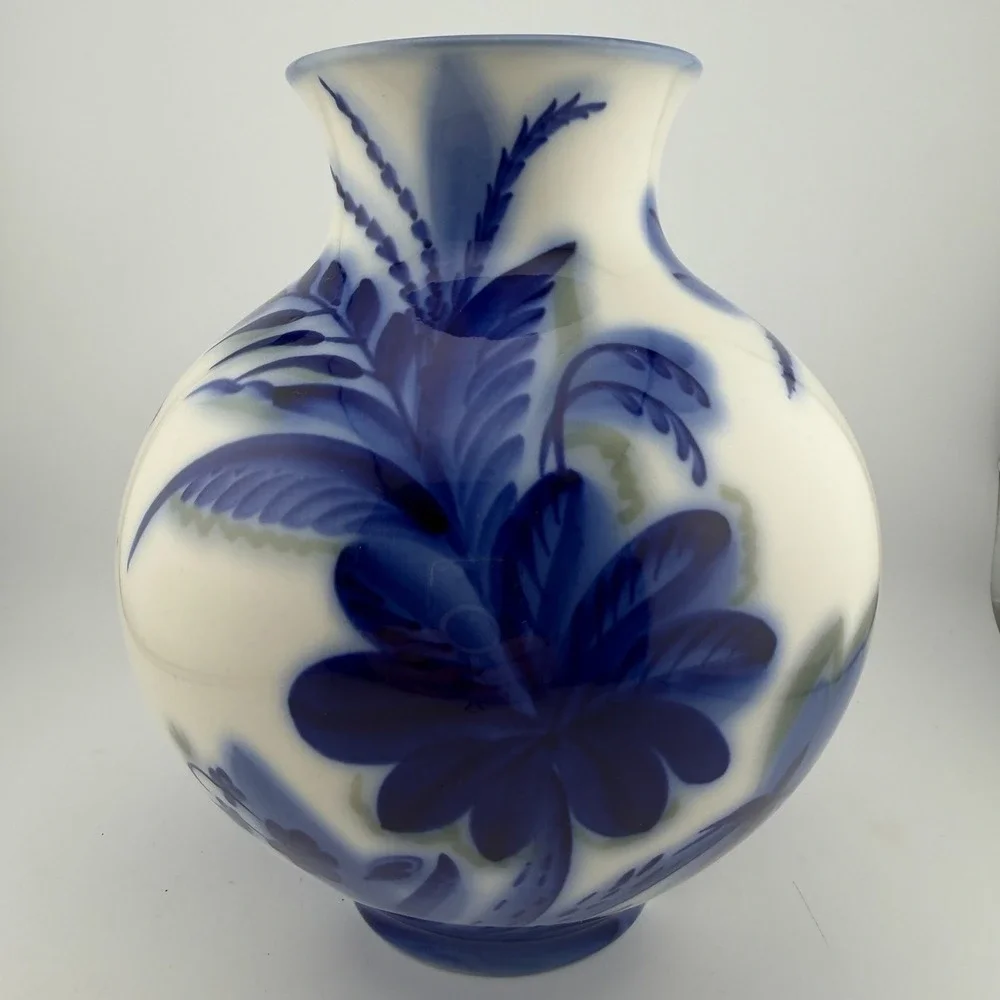 Lomonosov Large Blue & White Porcelain Vase Made in USSR Cobalt Blue Floral
